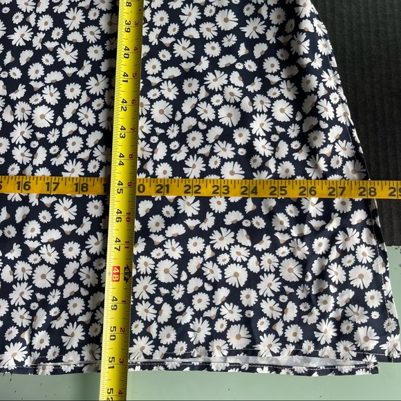 Flower Long Dress Size Large - Picture 15 of 15